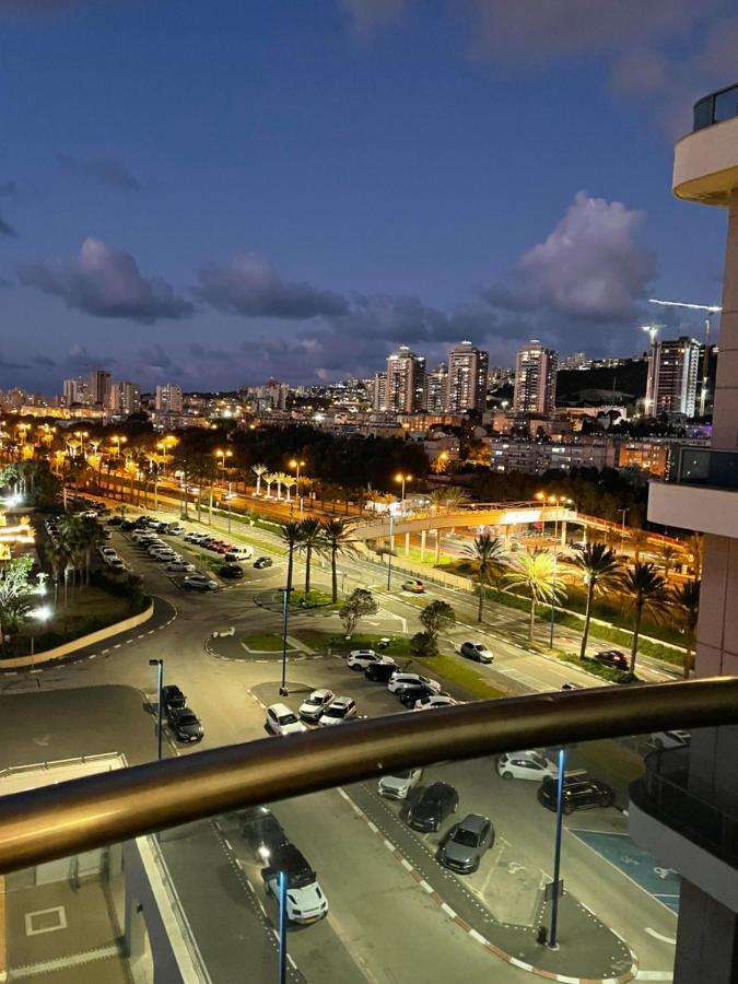 Suite On The Beach Haifa Exterior photo
