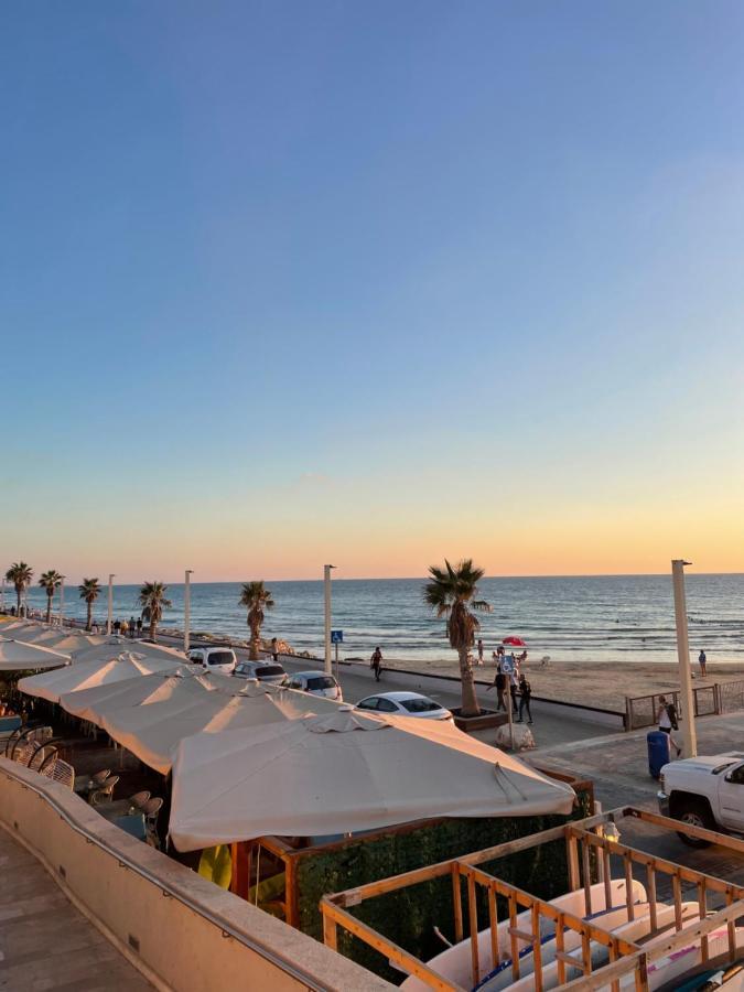 Suite On The Beach Haifa Exterior photo