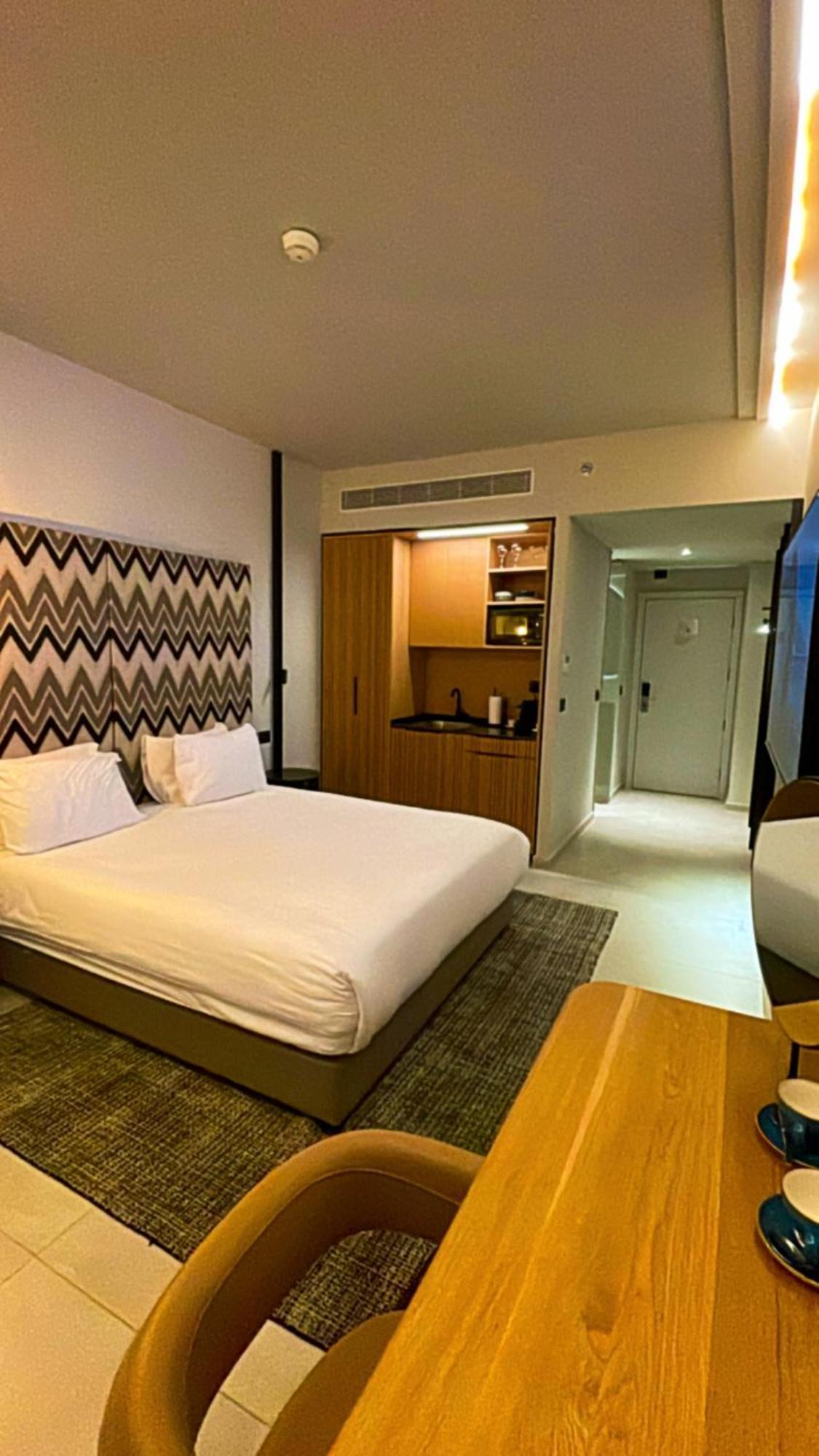 Suite On The Beach Haifa Exterior photo